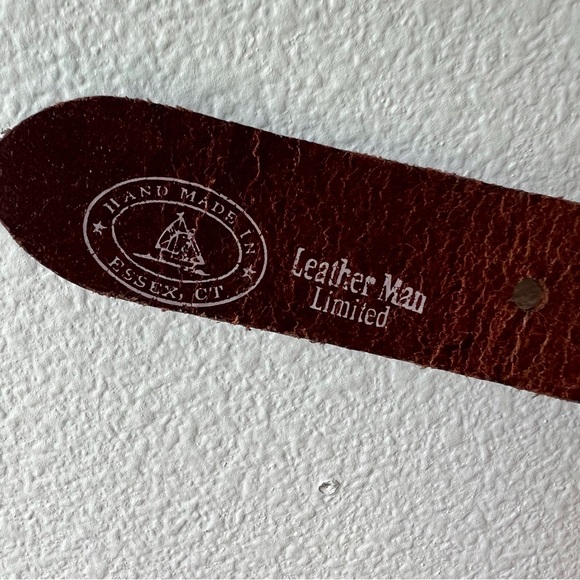 Vintage nautical leather sailing flags Essex, CT belt made in USA size 40 - Picture 4 of 6